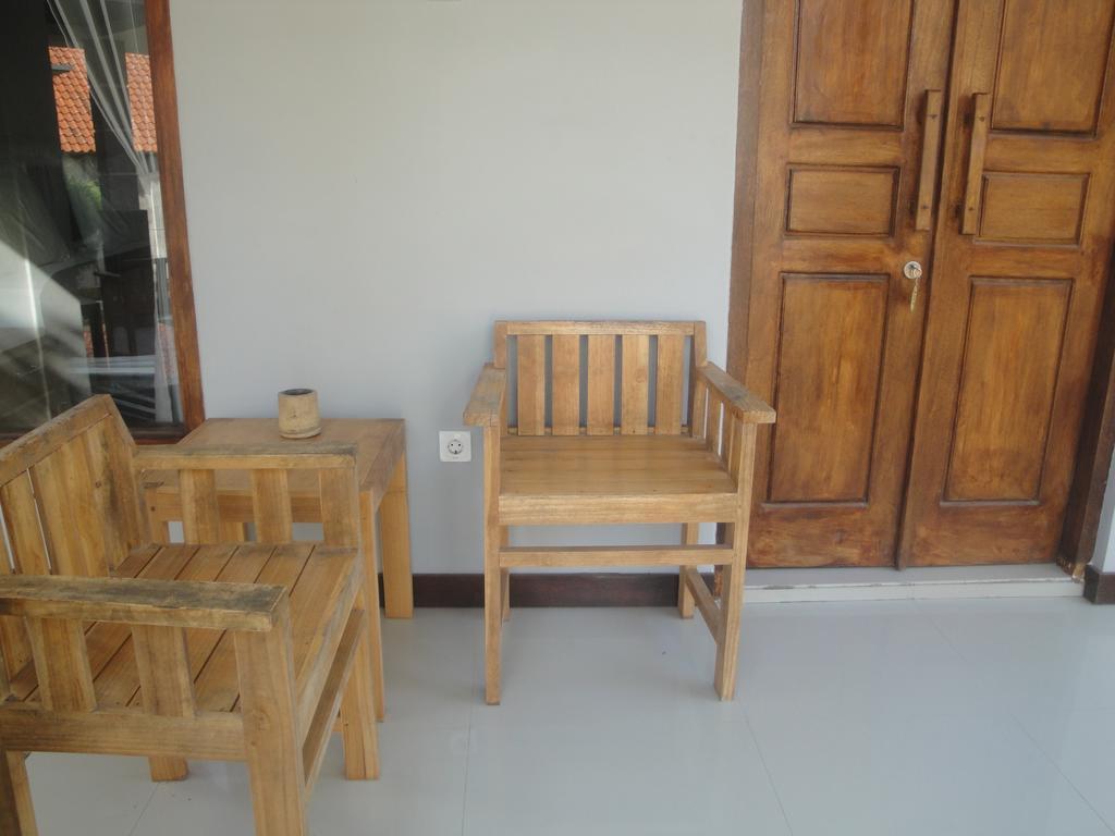 Tri Putri Homestay Kuta  Esterno foto