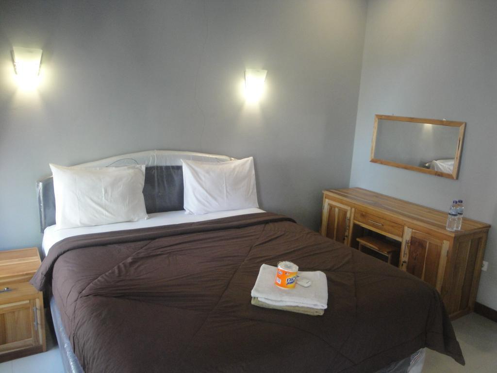 Tri Putri Homestay Kuta  Esterno foto